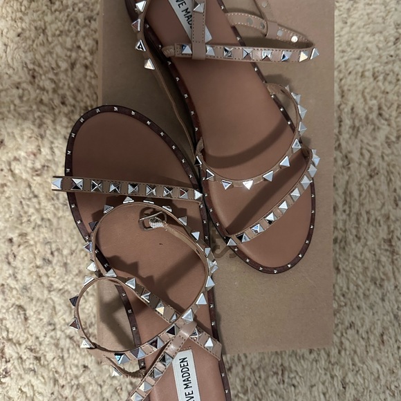 Steve Madden Tan and Silver Studded Sandals - Travel - Picture 1 of 4